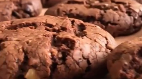 Печиво з шоколадом, кадр з відео