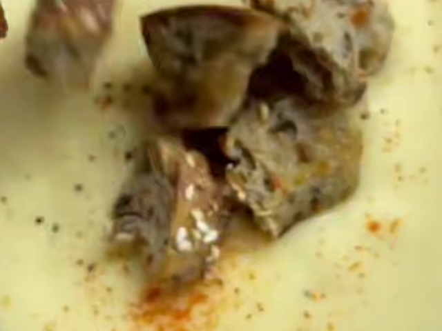 Сирний крем-суп, кадр з відео