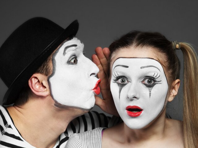 mime-gallery-couple