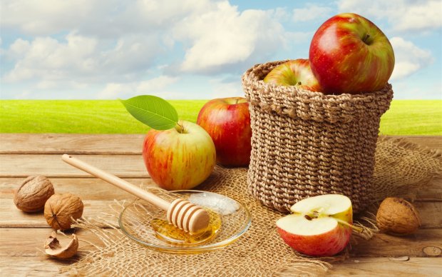 Прикмети і традиції на Яблучний Спас