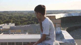 9-річна дитина впала з даху покинутого будинку: стан важкий