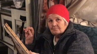81-летняя женщина создала необычную коллекцию футболок (ФОТО)