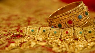 jewelry-bangle-jewellery-gold-wealth-bahrain-804212-pxhere.com_