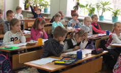 Школа, ученики, кадр из видео