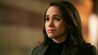 161114-meghan-markle-crying-1526324227