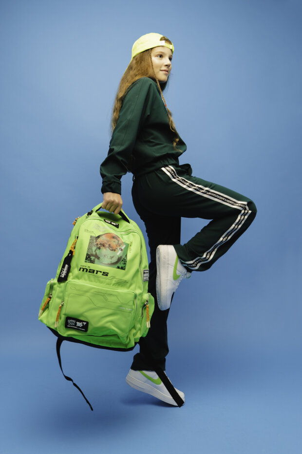 Как выбрать рюкзак в школу: ТОП-5 советов от дизайнера Андре Тана