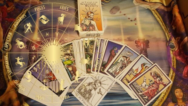 Гороскоп по картах Таро на 12 жовтня 2019