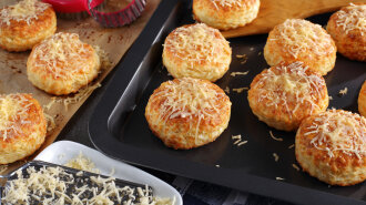 freshly baked delicious hot english scones