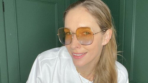 В джинсах, очках и модном жакете: Катя Осадчая похвасталась стильным образом, в котором будет щеголять после карантина