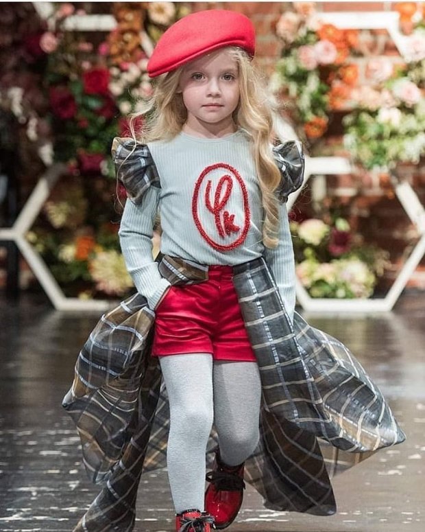5-летняя Лиза Галкина поучаствовала в модном показе