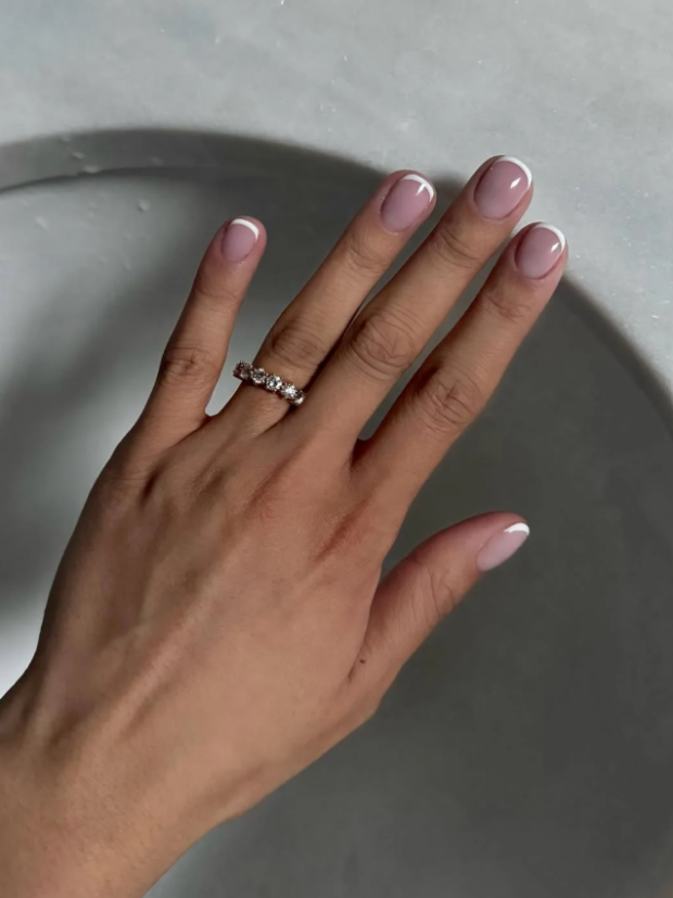 Трендовый маникюр и модные идеи стильных и красивых ногтей