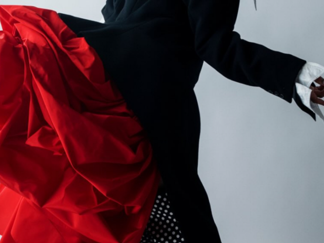 Мода, одяг, жінка