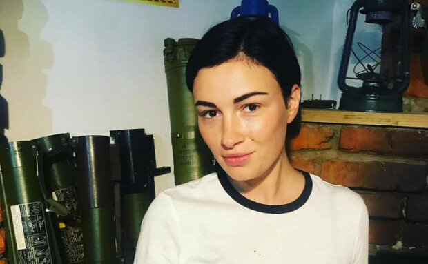 Анастасія Приходько, співачка, архівне відео