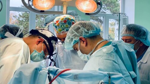 В Черкассах впервые провели трансплантацию почки: (ФОТО)