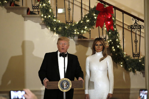 Дональд и Мелания Трамп на балу в Белом доме