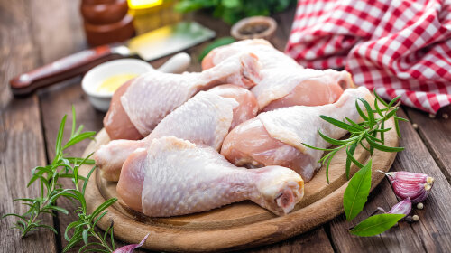 Ученые признали курятину канцерогенным продуктом