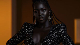 Іншої такої немає: модель з Африки потрапила в Книгу рекордів Гіннеса завдяки незвичайному відтінку шкіри (ФОТО)
