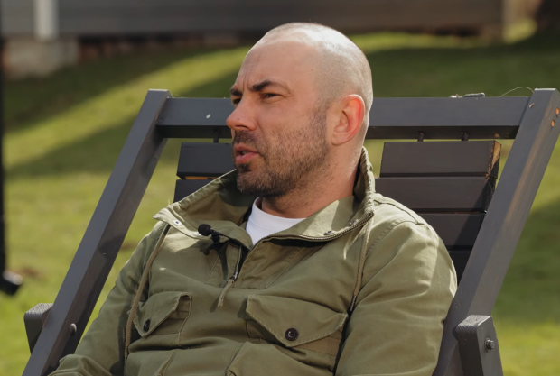 Андрій Бєдняков, кадр з інтерв'ю