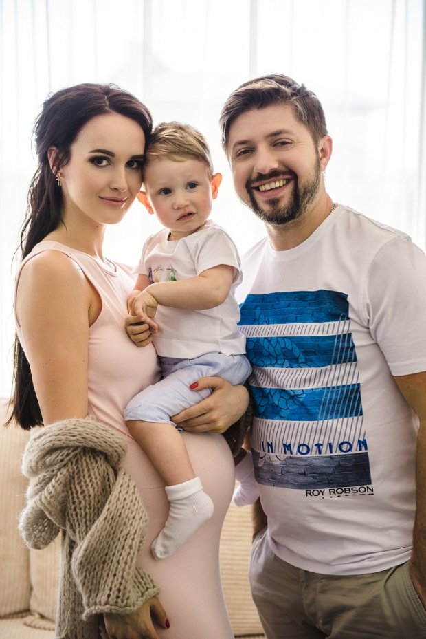 Олександр Бережок з дружиною та старшим сином