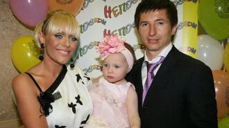 Юлия Началова с Евгением Алдониным и дочерью Верой