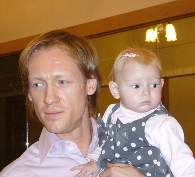 Новий цивільний чоловік дочки Путіна з їх дочкою