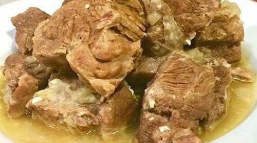Яловичина по-царськи-всередині м'ясо дуже ніжне і неймовірно соковите-ідеальний рецепт приготування м'яса
