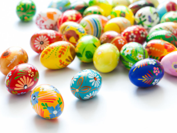 Як пофарбувати яйця на Великдень