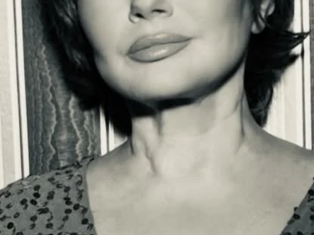 Олена Мозгова