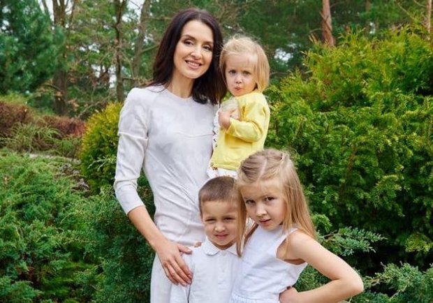 Валентина Хамайко со своими детьми