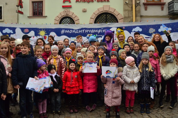 Діти у Львові намалювали свої мрії