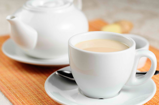 С чем полезнее всего пить чай: 7 ингредиентов