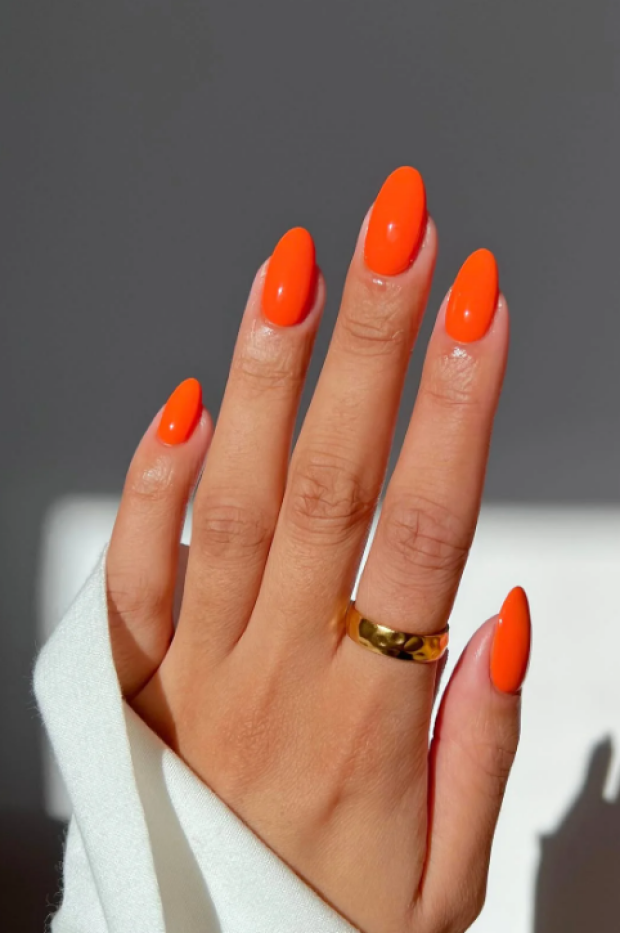 Новий модний манікюр на весну та літо