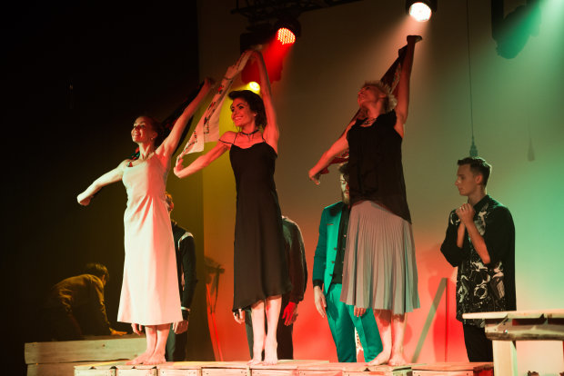 В Киеве покажут уникальную танцевальную драму Три сестры