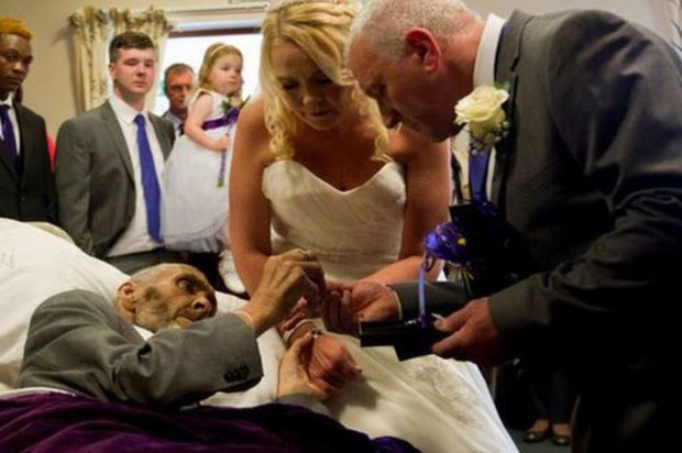 Хворий на рак Рею Кершоу помер через два дні після свого весілля
