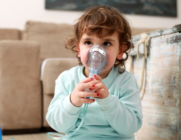 Давать малышам дышать декасаном — крайне опасно