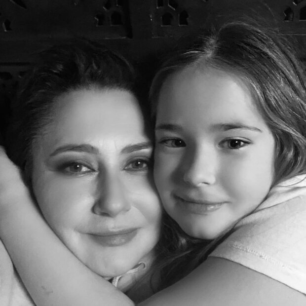 Алена Мозговая с младшей дочерью Соломией