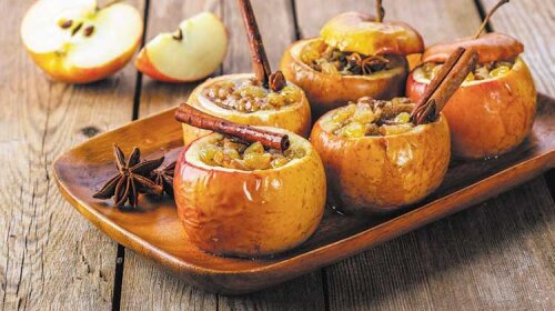 Якщо ліньки готувати тісто, тоді приготуйте запечені яблука з горіхами