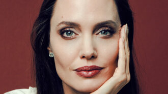 Как ухаживает за кожей Анджелина Джоли