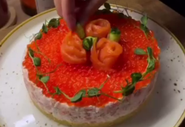 Закусочний чізкейк, кадр з відео