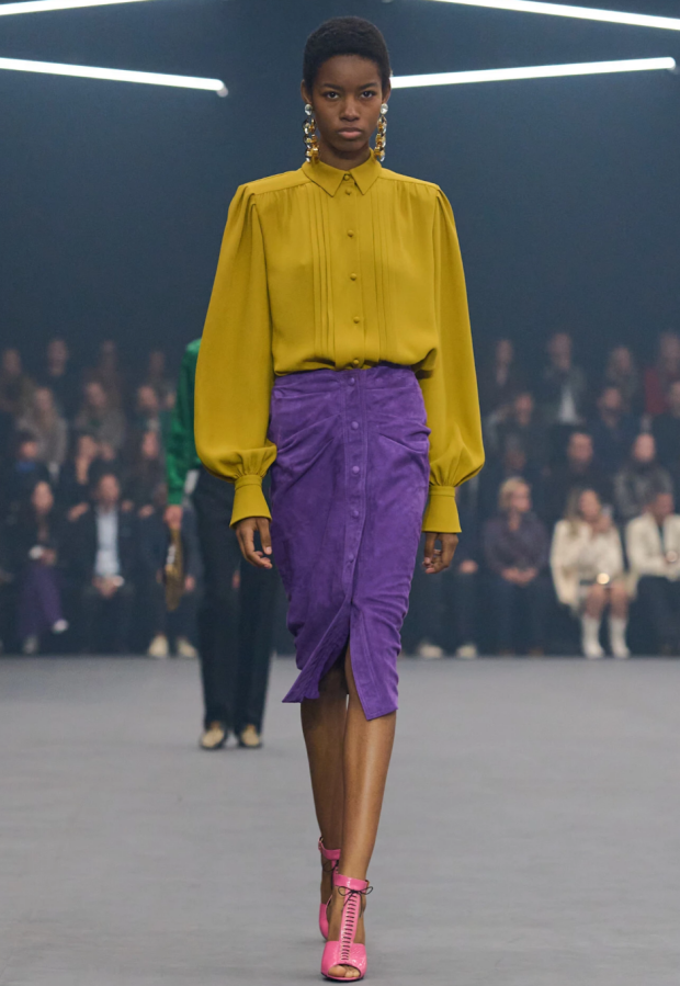 Трендова спідниця з ґудзиками