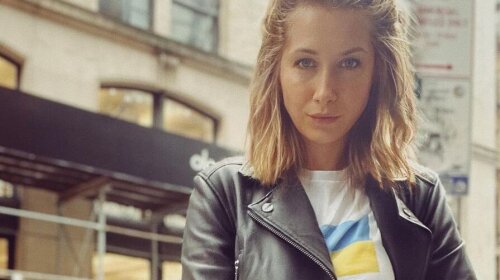 Стася Ровінська заявила, що життя українців — це "Матриця", яку контролює хтось "згори": "Гра добігає кінця"