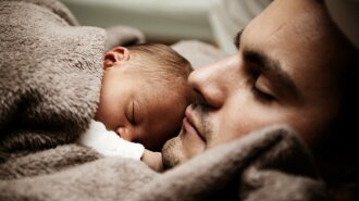 Декрет для мужчин: Рада поддержала законопроект о равноправии в отцовстве