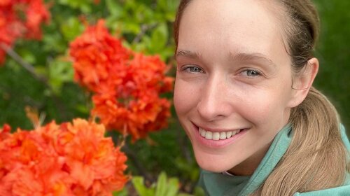 В сарафане цвета лаванды: Катя Осадчая впечатлила романтичным летним луком (фото)