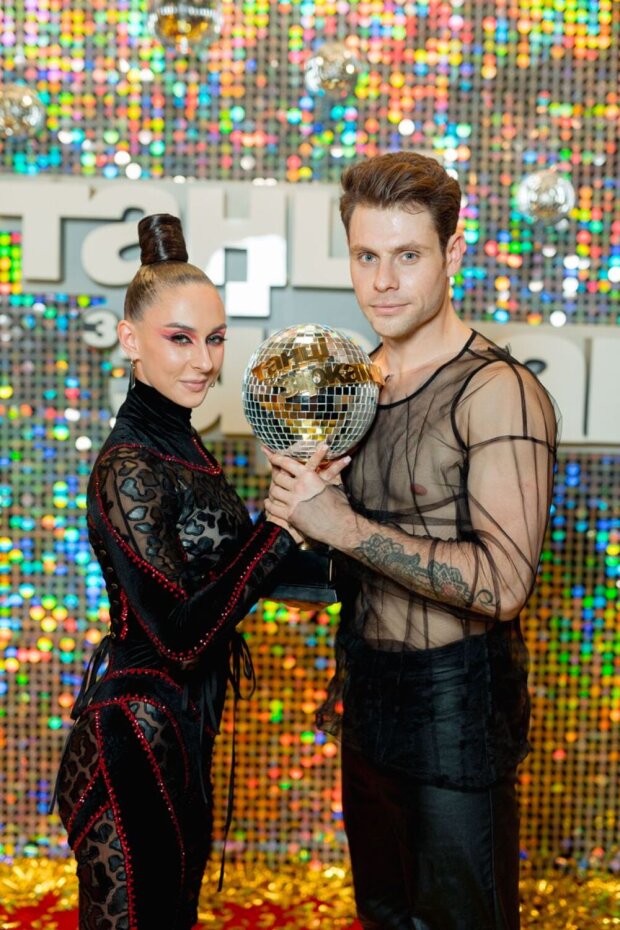 Артур Логай і Анна Кареліна стали переможцями "Танців з зірками-5"