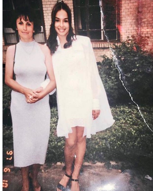 Надежда Мейхер с мамой / 1997 год
