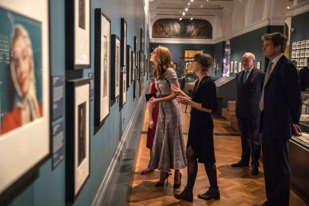 Герцогиня Кембриджская на открытии Центра фотографии при музее Виктории и Альберта в Лондоне