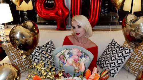 Міка Ньютон, фото з соцмереж