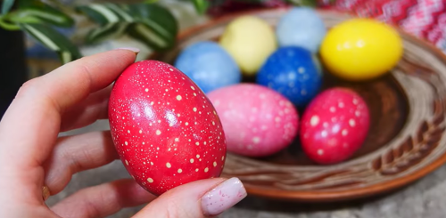 Крашанки, Великдень, кадр з відео