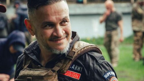 Эктор Хименес-Браво собрался ехать на передовую и назвал причину: "Если быть откровенным.."