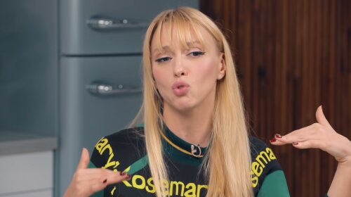 "Моя мама — графиня": Оля Полякова удивила фанов личной историей